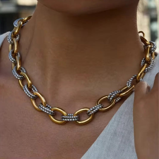 Modern Muse Necklace